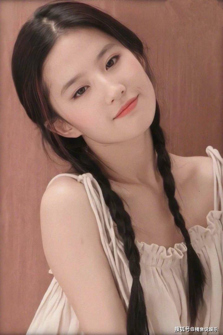 原创少女时期的刘亦菲,灵动十足好惊艳,绝对是娱乐圈里独一份!
