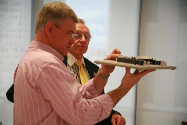 �����߼������������й����� | ר��RSHP�ϻ���Richard Paul