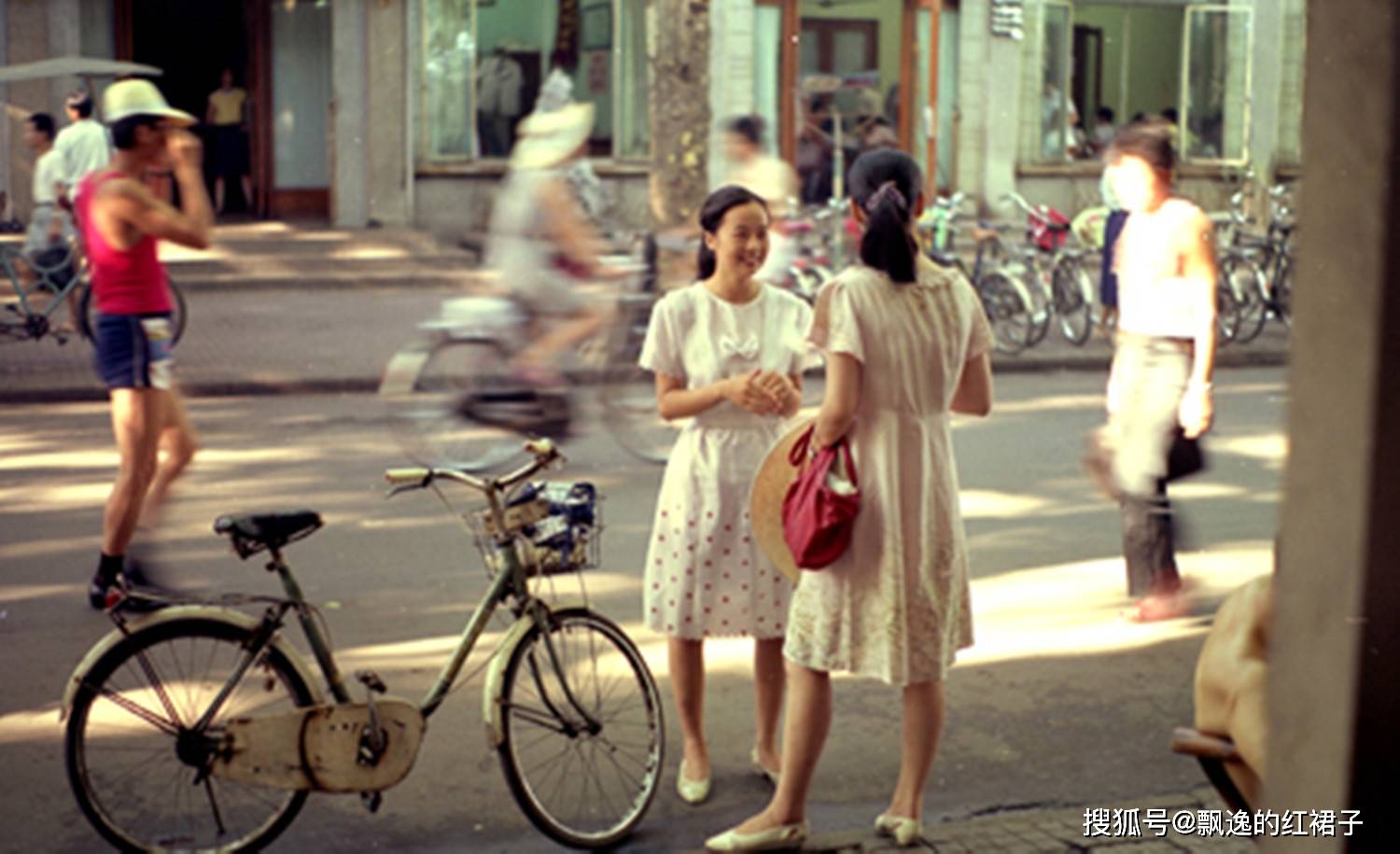 老照片:1982年的杭州,这才是记忆中的老杭州
