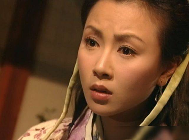 年轻时颜值不输黎姿，被称最美“古装美女”，