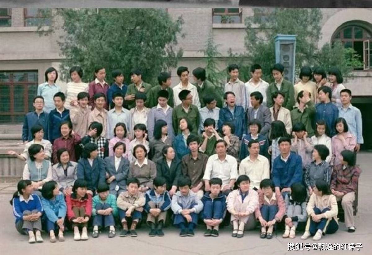 老照片:老外拍照80年代的校园生活,80后终生难忘的青春记忆