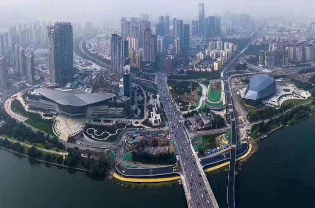 东北地区经济总量最高的城市_城市夜景图片(2)