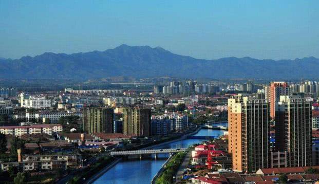 旅游GDP第一哪里_广东gdp全国第一照片(2)