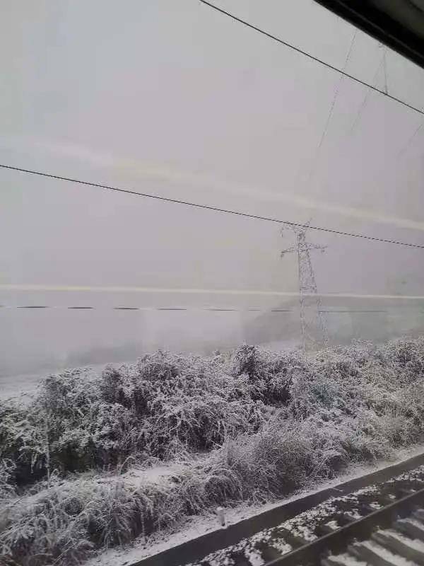 2昆明下雪了