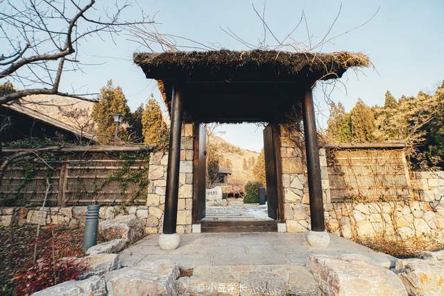 冬日旅行来尼山书院,独门独庭的院落式酒店,一推门穿越回古代