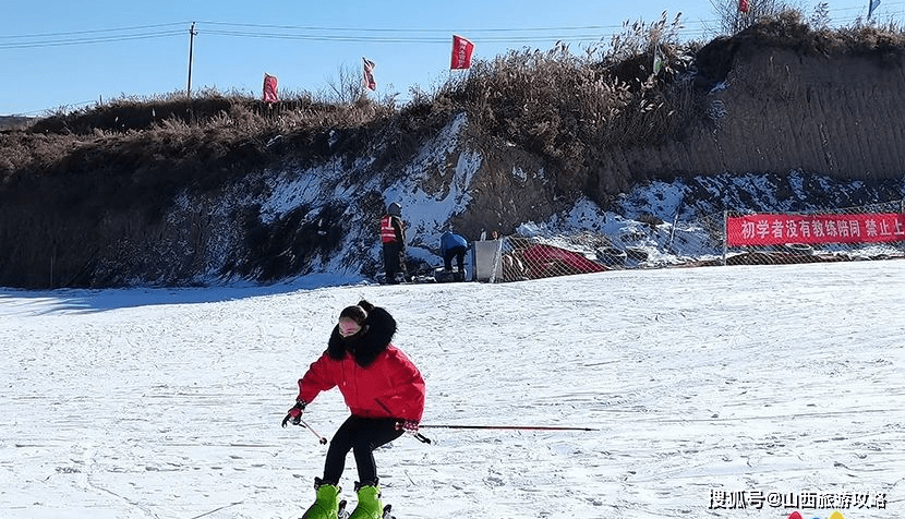 长治振兴小镇冰雪世界地址开放时间，滑雪场游玩项目介绍，优惠购票指南