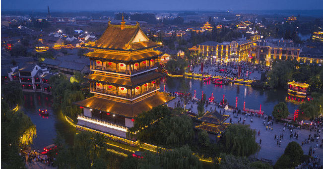 当京杭大运河遇上微山湖，千年运河古风古韵，游人流连忘返