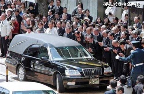 原创洪门龙头山主林坤:去世时9万人为他送行,20万警察现场维持秩序