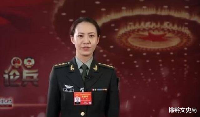 原创仪仗女兵队长程诚:6小时军姿,8斤负重训练,不愧是铁娘子军!