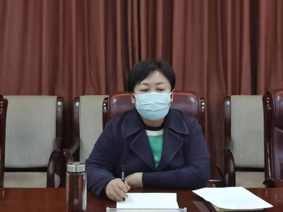 河北武安市委常委宣传部长曹素芝主持召开宣传委员工作例会