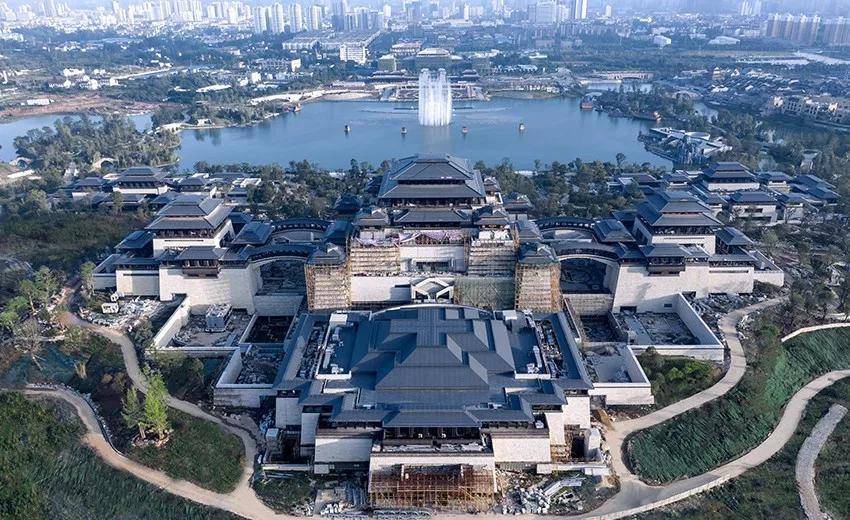 76万平方米,是由汉文化博物馆,汉乐府和城市展览馆组成,据说它将是集