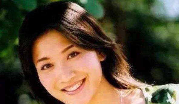 她是80年代最美女演员,深受陈道明的称赞,却在41岁时去世!