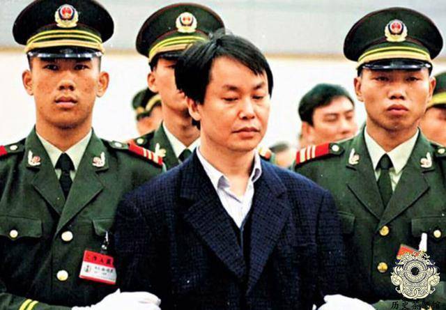 建国以来的十大悍匪老照片:个个心狠手辣,图2是刘华强