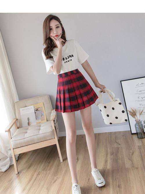 女性喜欢穿着暴露这是什么心理