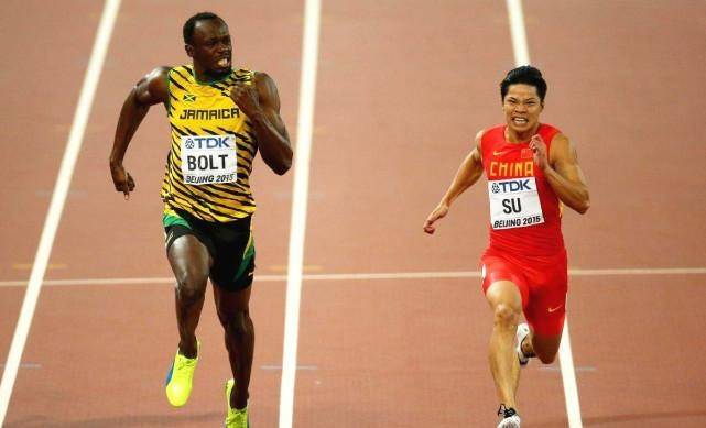 原创百米跑苏炳添与博尔特仅差0.33秒,实际相差距离你知道有多夸张?