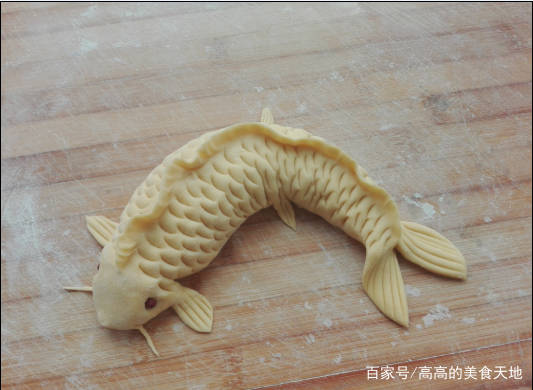 过年必备的鱼馒头做法不需要模具操作简单松软好吃且寓意深