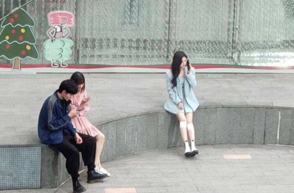《满月之下请相爱》鞠婧祎路透照美出新高度