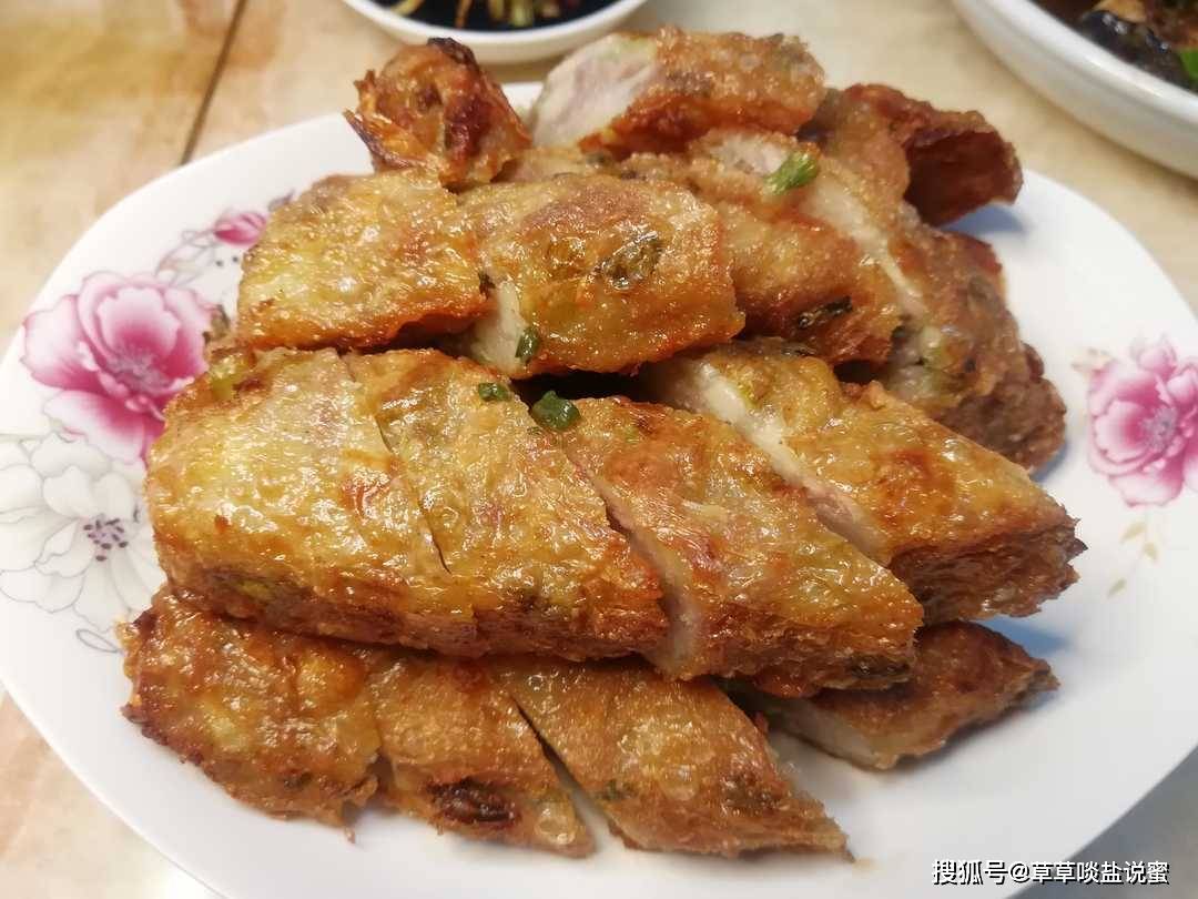 二,香炸鸡卷如此简约,便成了年夜饭的第一道菜.