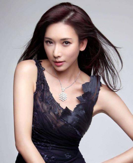 原创女明星陪吃要多少钱?张柏芝80万,林志玲500万,章子怡接地气!