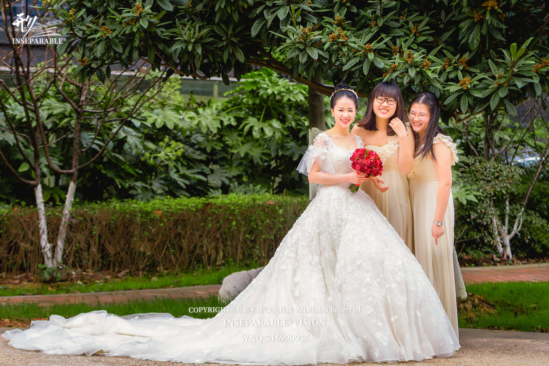 婚礼摄影是应该摆拍还是抓拍?无锡江阴宜兴常州苏州婚礼摄影摄像