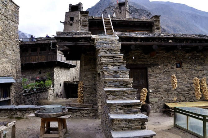 世界上保存最完整的羌族古寨竟然是电影杀生的外景地
