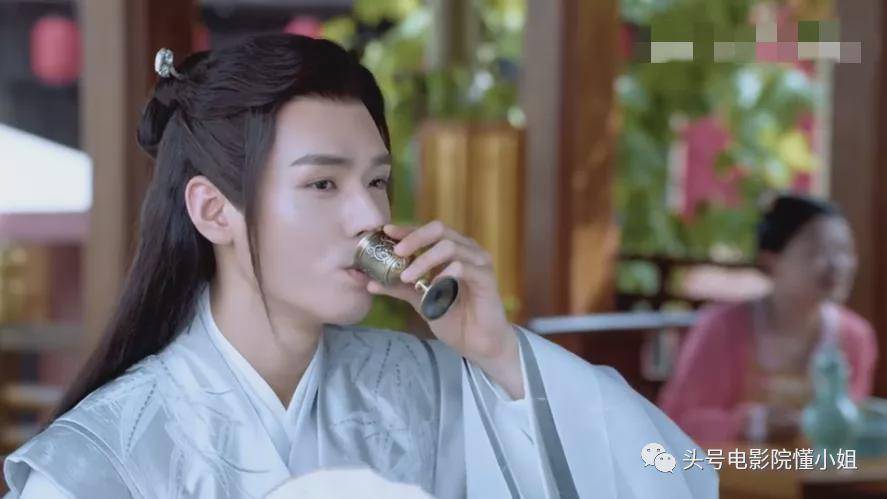 《山河令》影评:13万人打出8.6分!“穷酸小破剧”成爆款,男主人气直追肖战