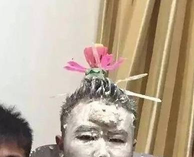20张搞笑图片,笑的我一晚上没睡着