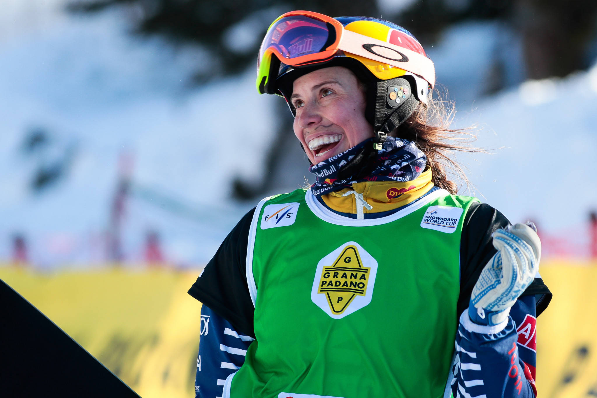单板滑雪世界杯:萨姆科娃收第二冠 格隆丁夺生涯第1金