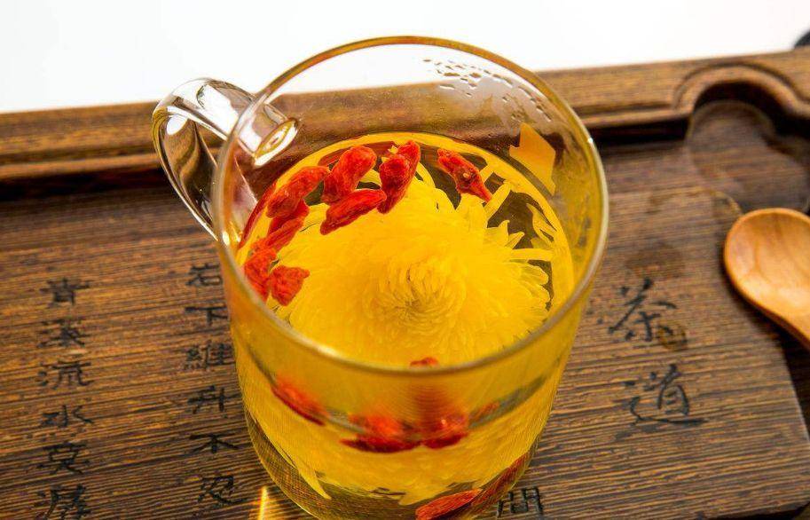 多喝菊花茶有什么好处