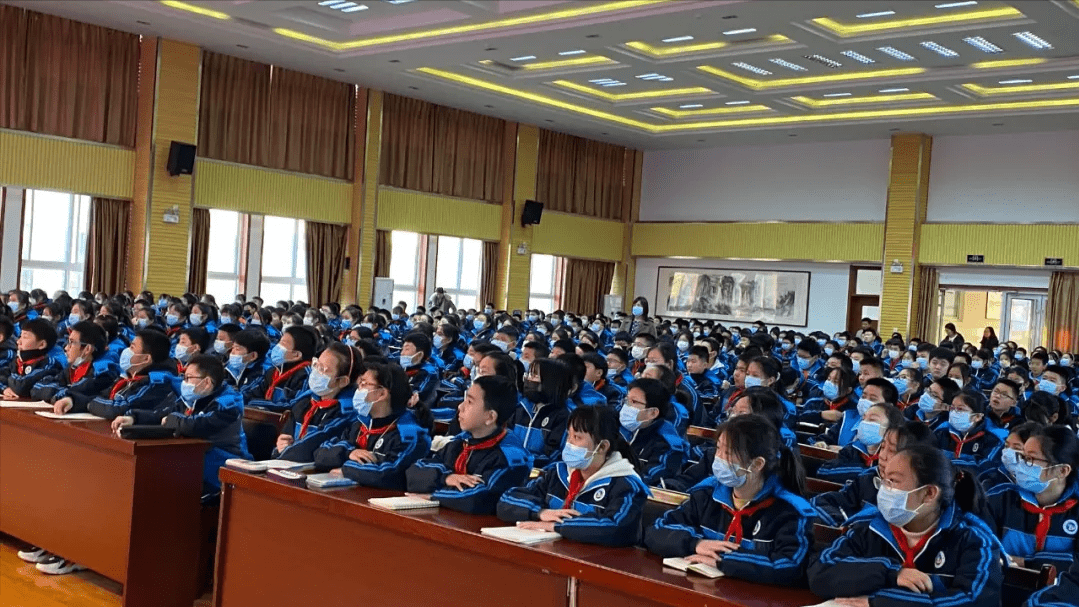 山东省日照市金海岸中学"生活 课程",彰显办学特色