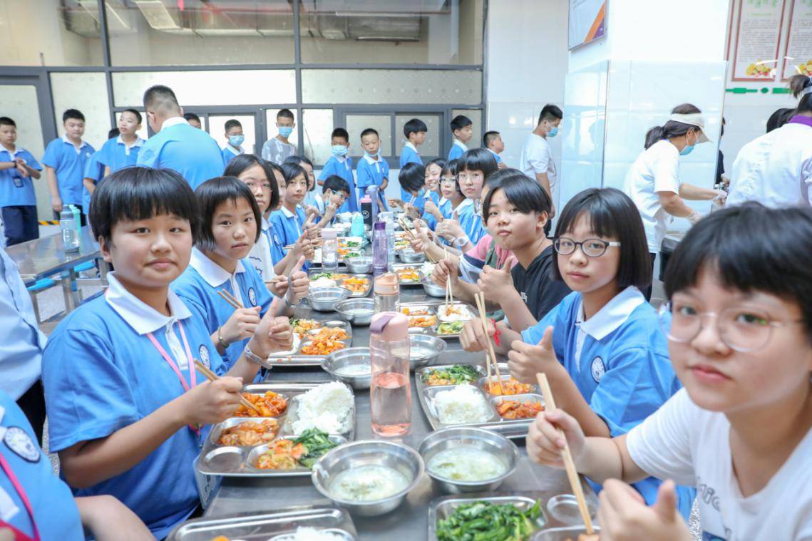 邯郸市七色光开阳中学:吃住学,样样好!办老百姓满意的