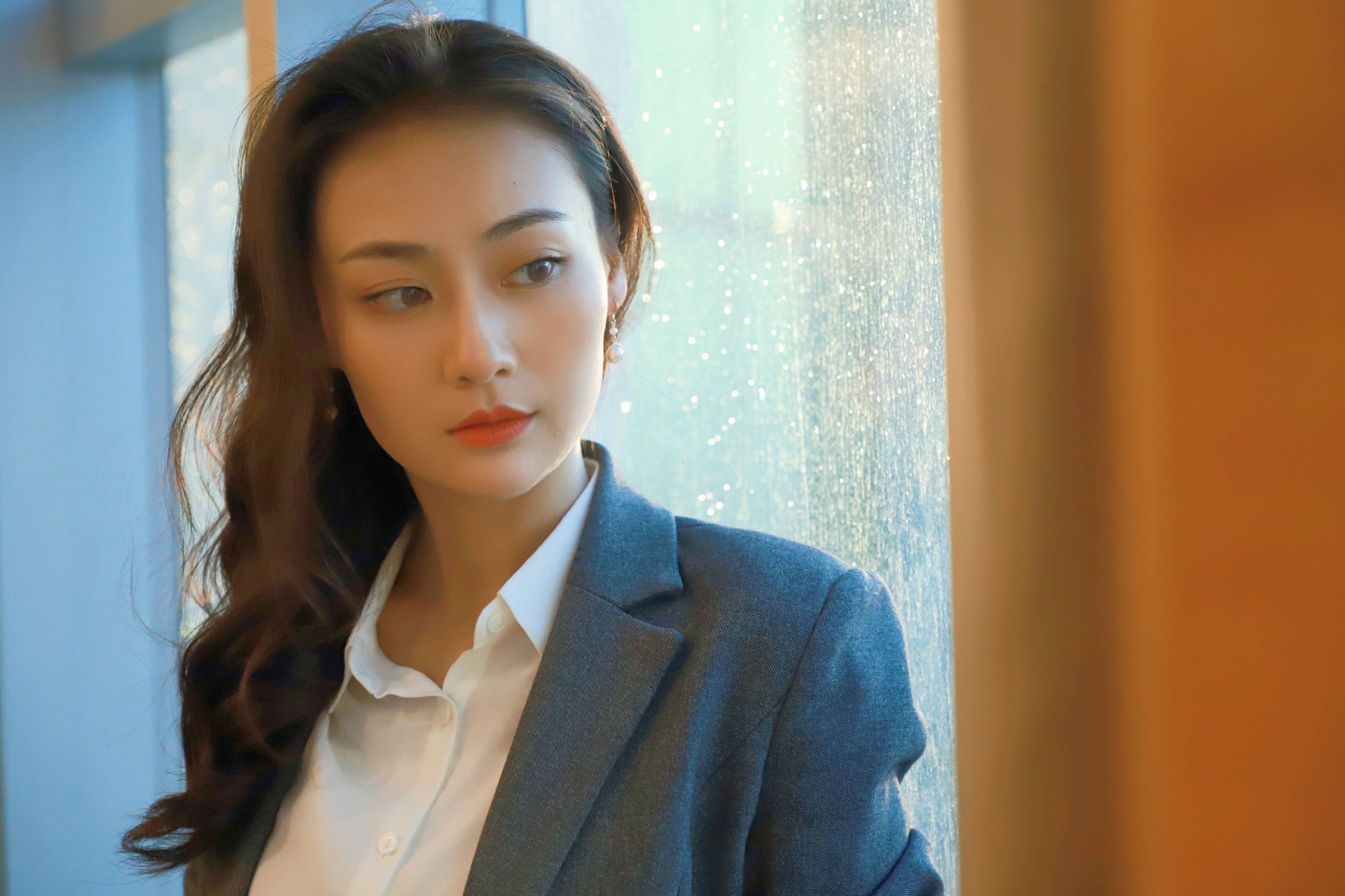 郝艾莉《又见彩虹》职场女强人亦是温情好妈妈