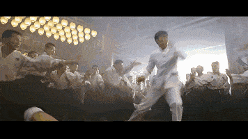 他演了8年的男主都不温不火,偶然机会演个男配,却助他