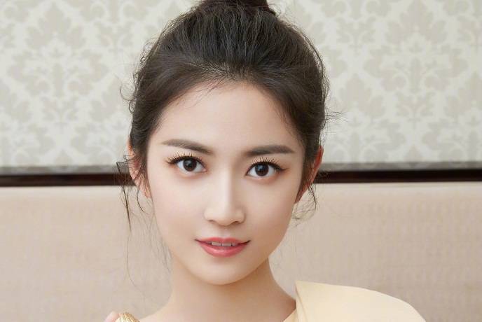原创网曝改小年龄的女星名单,大花小花都在列,有的甚至改小五六岁