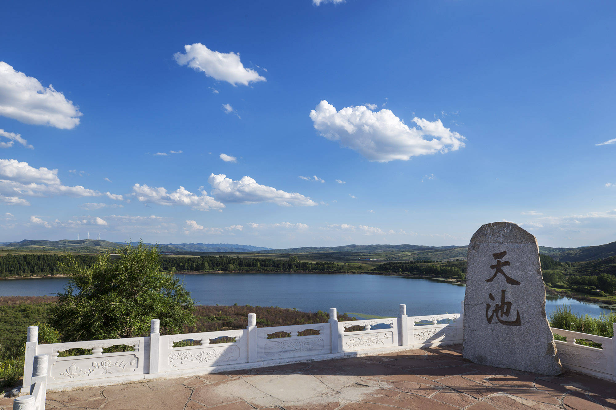 香港中国旅游签约摄影师曹建国宁武古八景之首宁武天池霞映