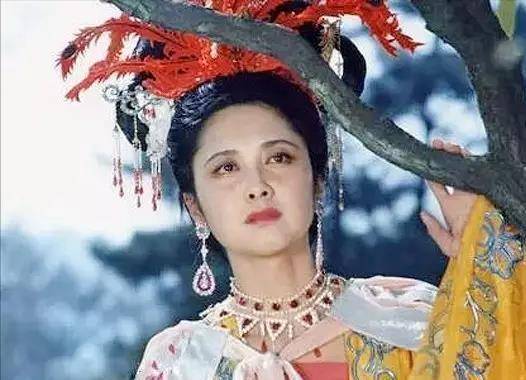 女儿国国王从"26岁"到"65岁"的变化,证明了护肤的重要