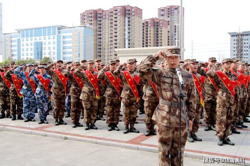 潢川县举行2021年春季新兵入伍欢送仪式