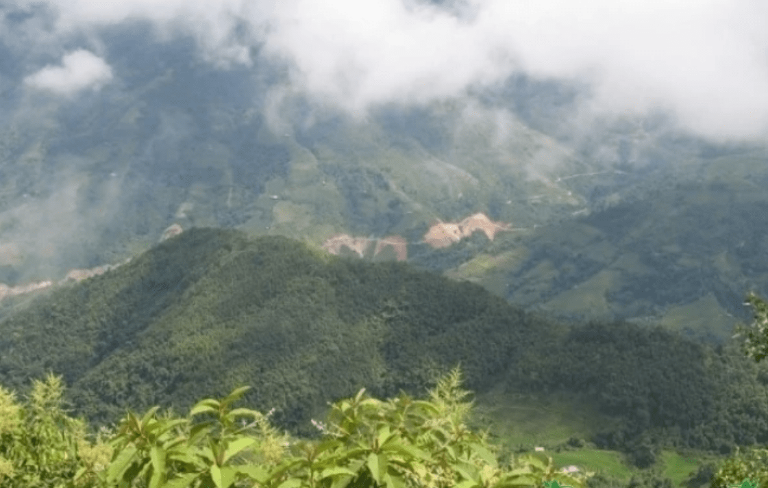 老山和与之隔河相望的八里河东山,是中越边境上的两个极为重要的