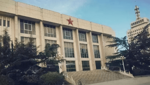 北京军区大院:小型"社会",孩子按资排辈?大院中的潜规则