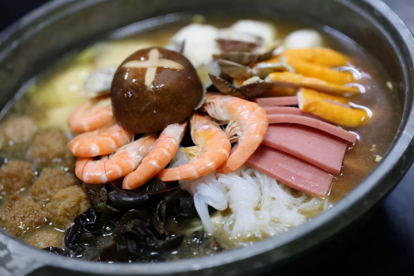舌尖上的美食之安徽一品锅,种类丰富,营养美味,量大管饱,香