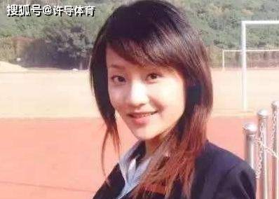 2009年,潘星谊被鱼缸割喉死在家中,葬礼上父亲的笑很耐人寻味