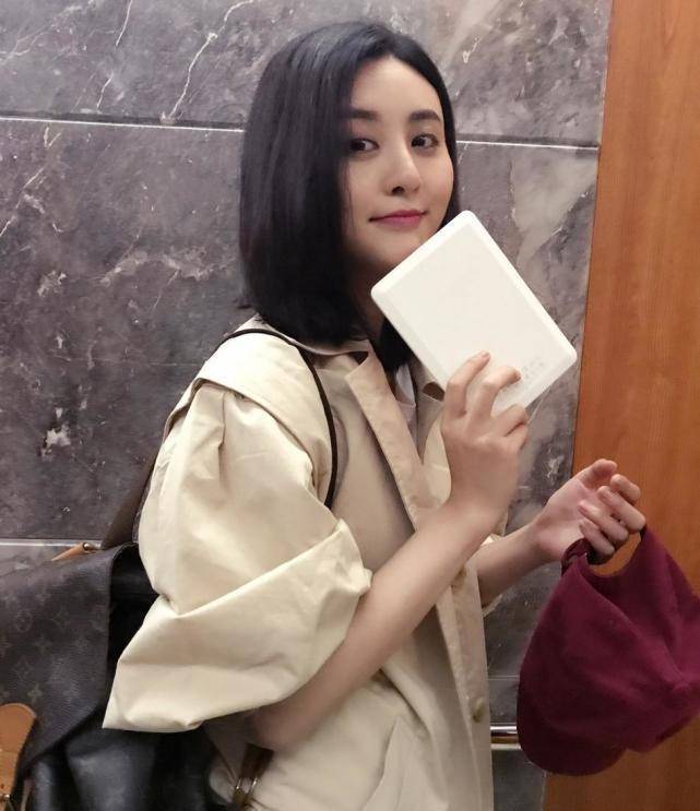 曾是范冰冰替身一脱成名的甘露