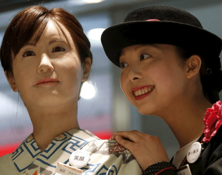 原创日本女性机器人火了有3个特殊功能生育功能和仿真程度成亮点