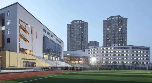 八,郑州市二七区绿地爱华学校