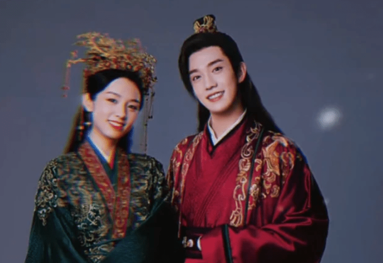 顾湘和曹蔚宁结婚,结果曹蔚宁惨死,而顾湘也为了救温客行而死.