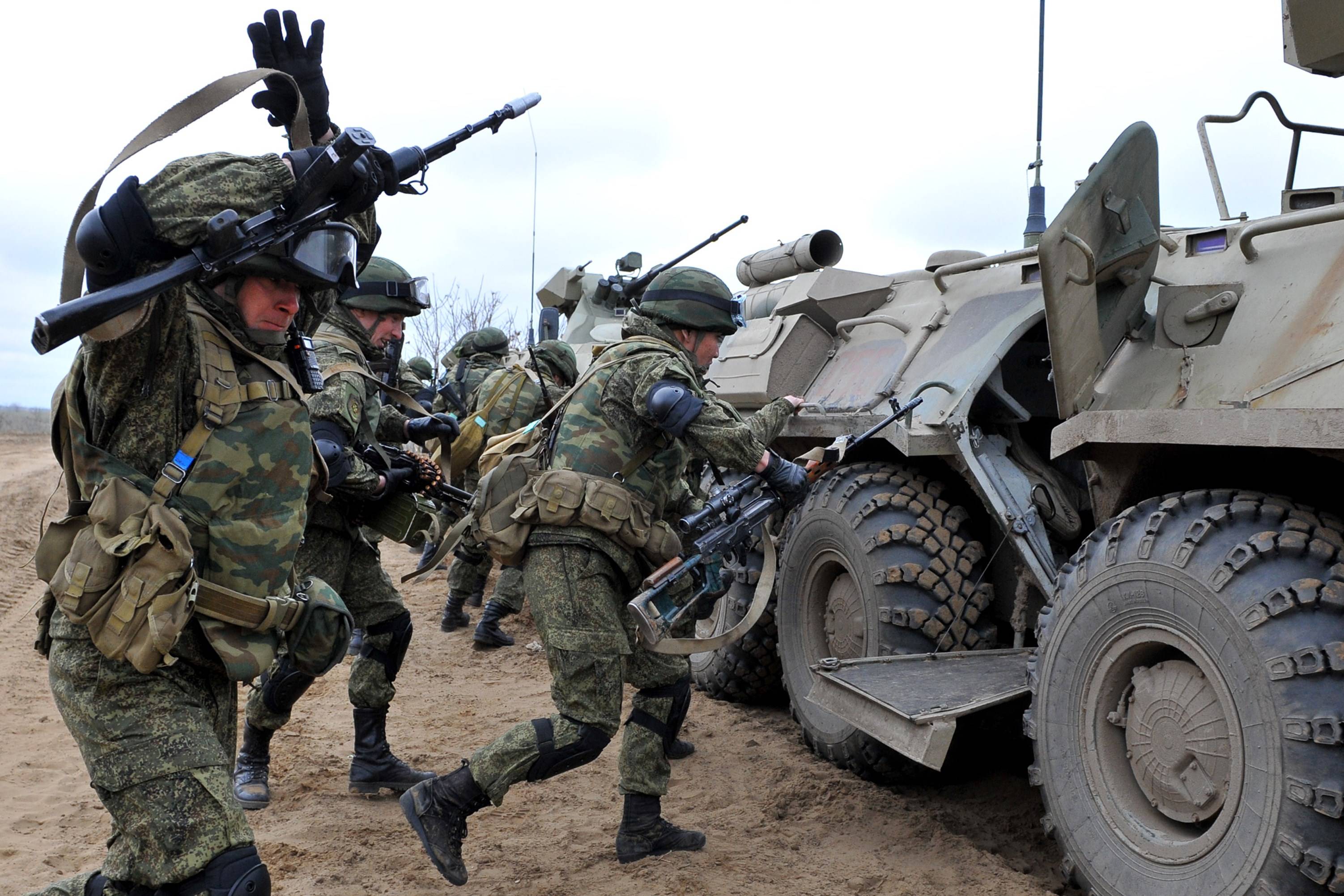 俄罗斯军队在乌克兰边境集结了有史以来最大规模的军事力量