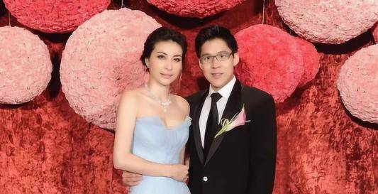 郭晶晶霍启刚秘密离婚,郭晶晶已净身出户?网友:豪门梦