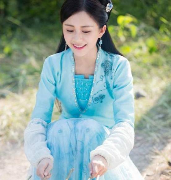 还记得 《花间提壶方大厨》吗?女主退圈后,男主也退圈