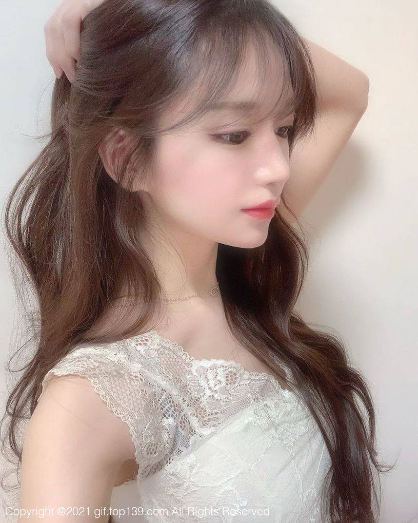 可爱女生「ria」学生服双马尾风格超迷人