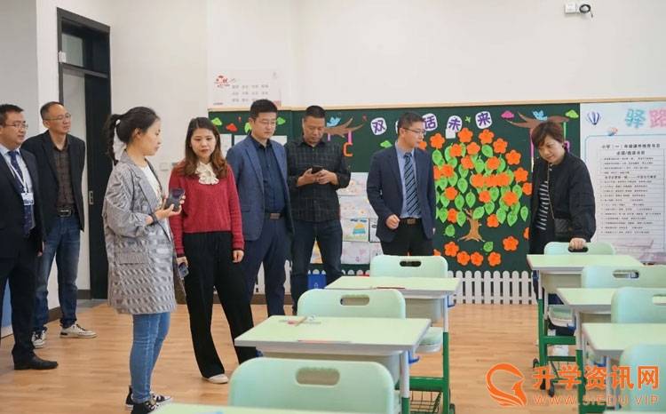 2021年成都市小学校长任职资格培训班学员到城投驿都学校考察研修